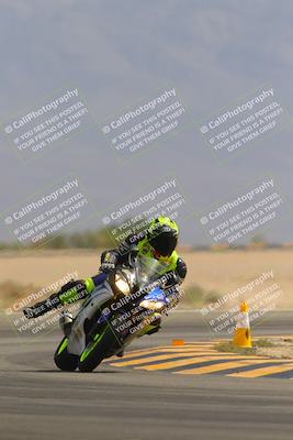 media/Sep-30-2023-SoCal Trackdays (Sat) [[636657bffb]]/Turn 15 (1120am)/